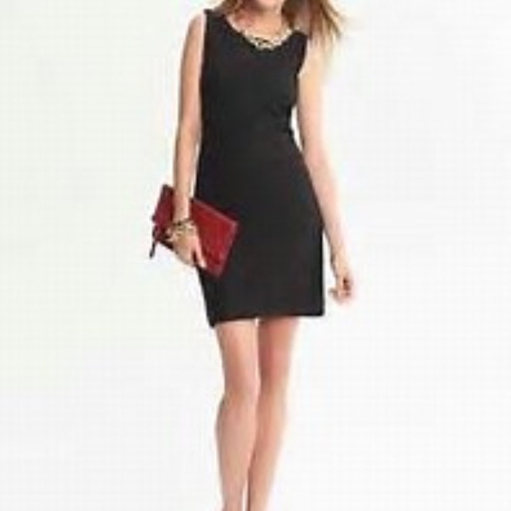 Banana Republic Black Wool Blend Sheath With Beautiful Lace Detailing